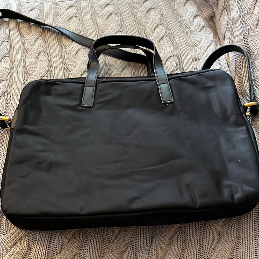Marc Jacobs Black Laptop Bag with Adjustable Strap - Picture 4 of 10